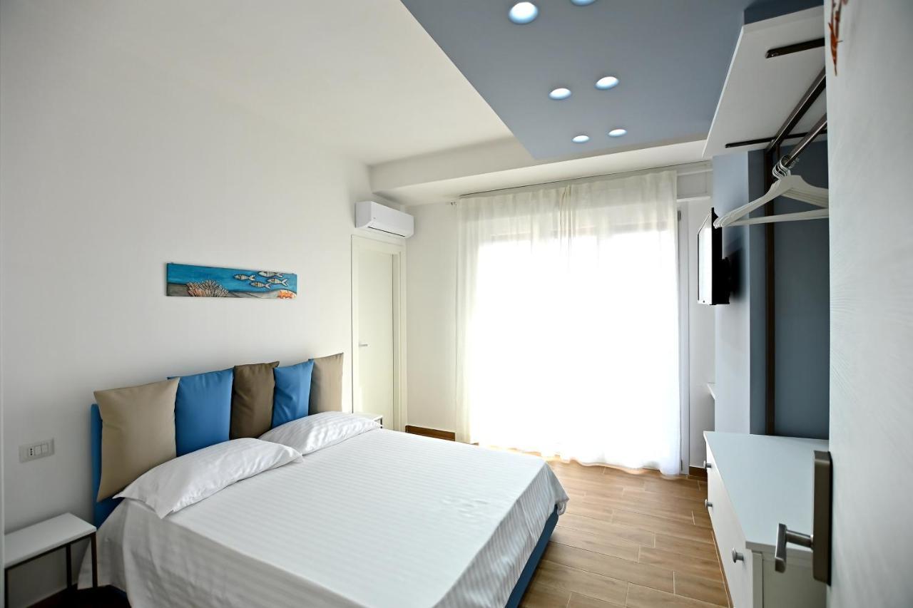 Kore Suites&Apartments Locri Exterior foto